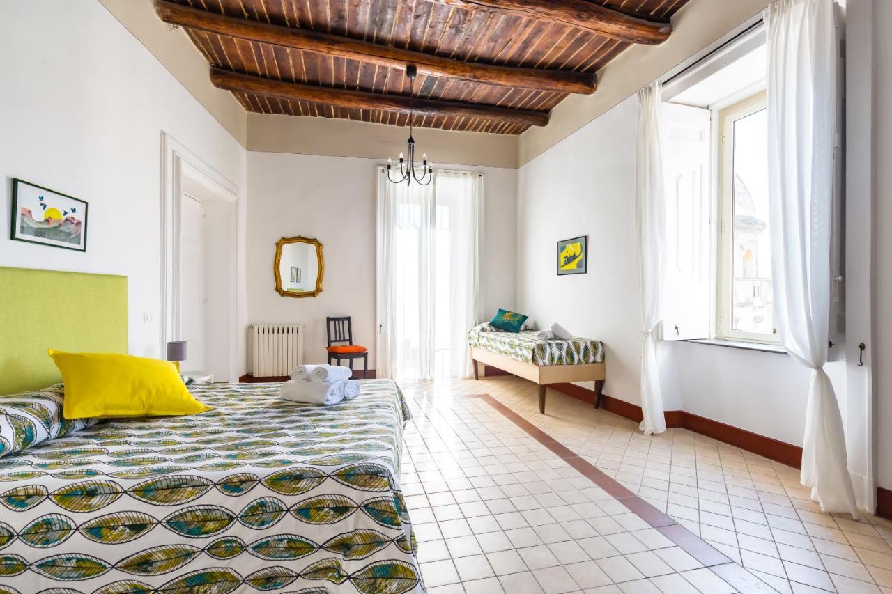Lopez 20 A Big Family Apartment By Napoliapartments Buitenkant foto