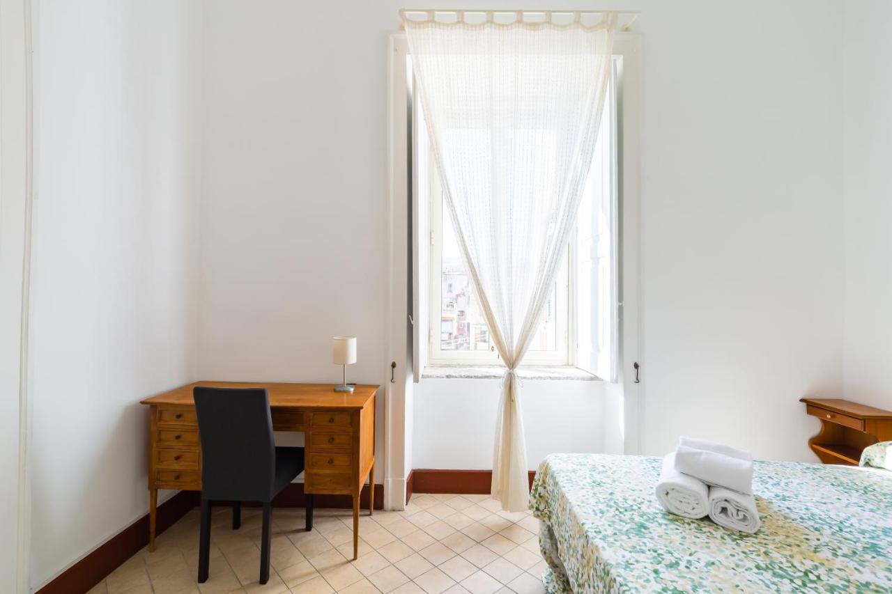 Lopez 20 A Big Family Apartment By Napoliapartments Buitenkant foto