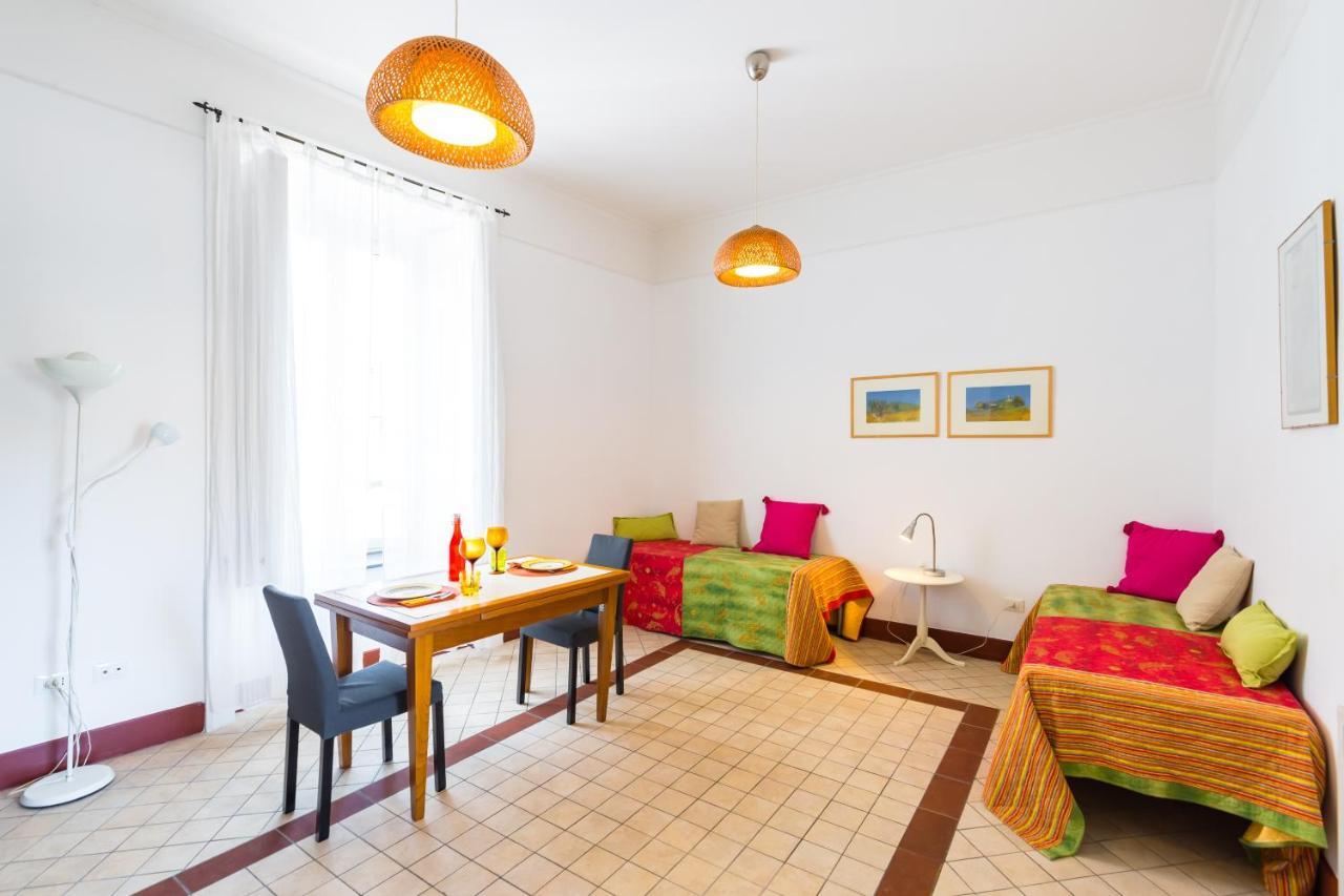 Lopez 20 A Big Family Apartment By Napoliapartments Buitenkant foto