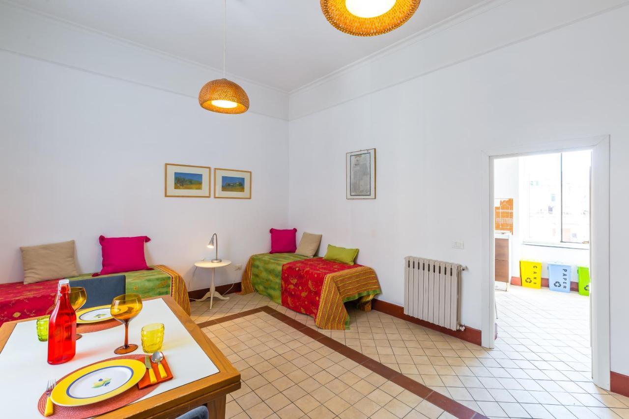 Lopez 20 A Big Family Apartment By Napoliapartments Buitenkant foto